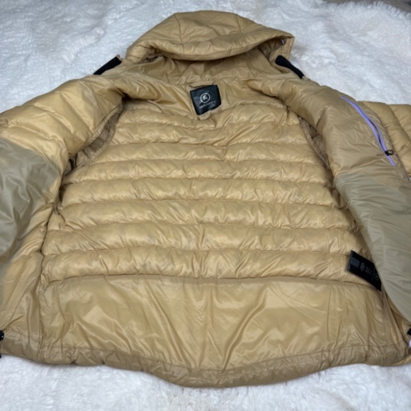 Backcountry Teo Goose Down Jacket Women's Coat Color Pika/Gold Medium - Picture 7 of 12